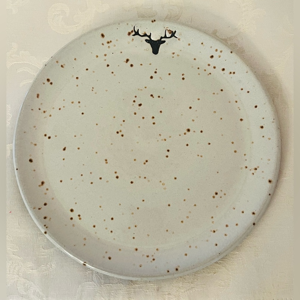 NWOB Pottery Barn Rustic Reindeer Terracotta Dinner Plates S/4 Christmas Holiday - Picture 11 of 16